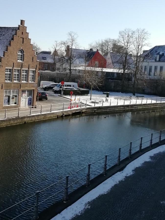 Mooie Zwaantjes Bruggeアパートメント エクステリア 写真